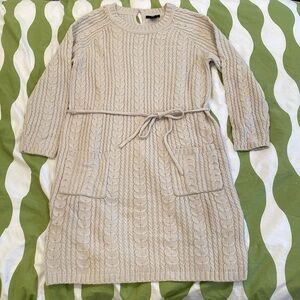 H&M knit sweater dress with pockets